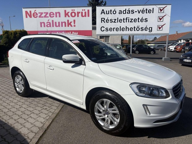 Volvo XC60 2.0 D [D3] Momentum Geartronic FWD M...